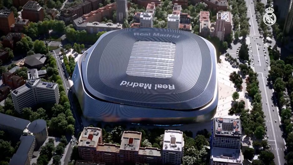 jorgeplanello's tweet photo. @nathanallebach Bernabéu Stadium is in the city surrounded by buildings and accesible through public transportation https://t.co/vFaLikjYIo