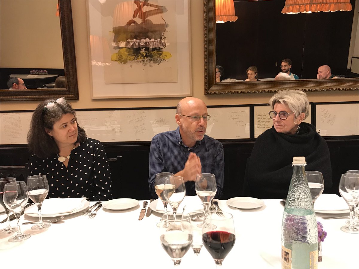 jroig_horizons's tweet photo. 🙏🏼 ⁦@fjirla⁩ for hosting 1st night of our #EngagingNarratives #AcrossDifference gathering

Super interesting talk w/ ⁦@LopezJaume⁩ on Catalan history &amp; current narratives

⁦@FundHumanRights⁩ ⁦@FICivilSociety⁩ 
⁦@HorizonsPRJT⁩ 
⁦@Catalonia_US⁩ https://t.co/hnff2nyo3s