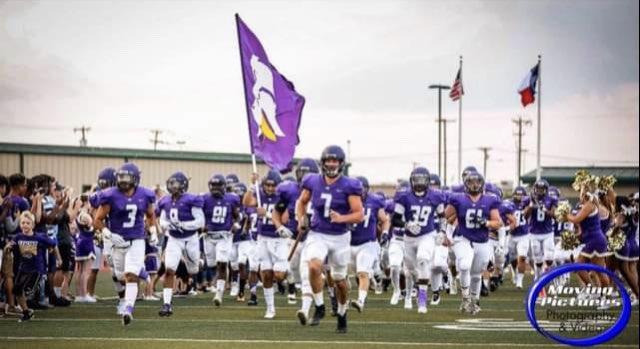 After a great conversation with <a href="/CoachP2827/">Kevin Pointer</a> &amp; <a href="/CoachGregEllis/">Greg Ellis</a> . I am blessed to receive an Official Scholarship Offer to SAGU University🟣⚪️! <a href="/CoachBAlv/">Brandon Alvarez</a> <a href="/GarrisonBulldog/">GarrisonBulldogs.com</a> <a href="/mbreezy5114/">Justin Mcbride</a> <a href="/SR_scouting/">Scouting Report</a> <a href="/Will70824819/">BEast Texas Talk Show w/Will & Dre</a> <a href="/StandBeast/">BEAST Texas Standouts</a>
