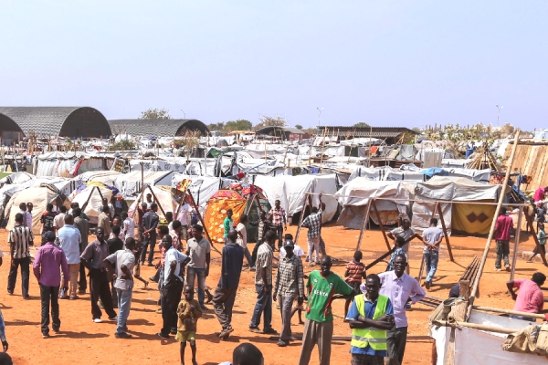 clicksaveplanet's tweet photo. gn

Displacement camp in northern Africa. https://t.co/GOiL7PIuov