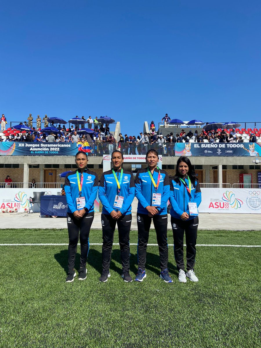 Árbitras🇪🇨 dirigen en los juegos Sudamericanos:

🏆XII Sudamericanos Asunción - Paraguay 2022

🟢Árbitra: Marcelly Zambrano
🟢Asistente: Joselyn Romero
🟢Asistente: Stefania Paguay

#buscandolaexcelencia