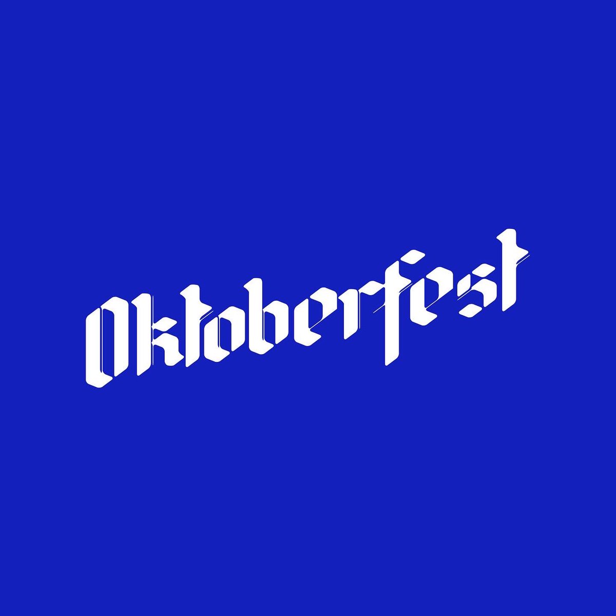 Després de 3 anys, finalment es pot cel·lebrar l’@oktoberfest_calella i podem treure a passejar la identitat que vam dissenyar amb el @onov_x per a <a href="/world2meet/">World2Meet</a>. Un projecte que uneix música i cervesa 🎵➕🍺. 📸: <a href="/tururut_media/">tururut</a>