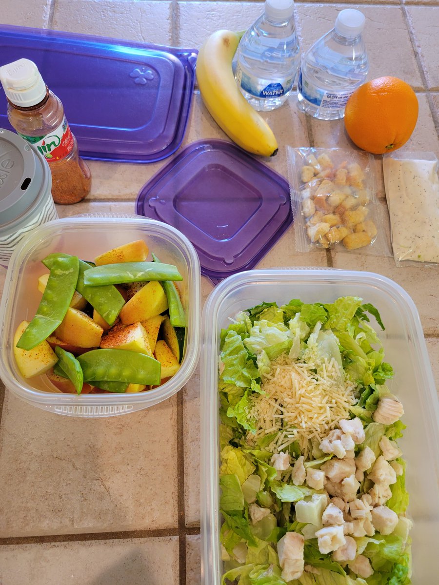 luxurytax8's tweet image. #43poundsdown Breakfast and lunch prepped for tomorrow morning. #eatcleangetlean