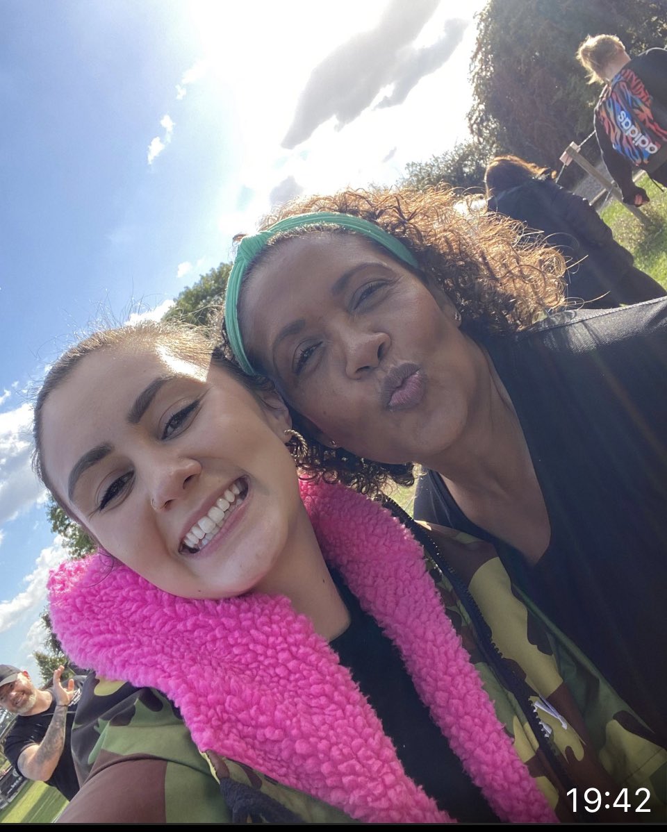 Babs Michel tweet media