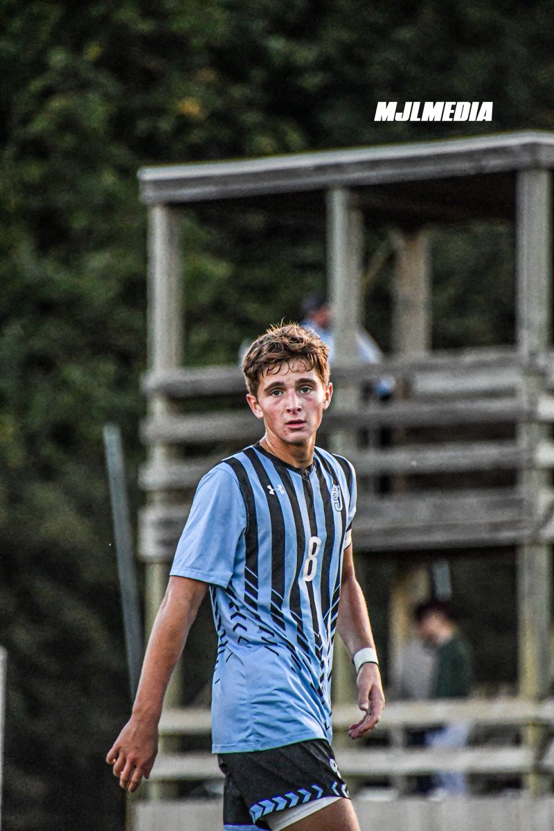 SJ_BoysSoccer's tweet photo. Congratulations to Trey Place and Gabe Nanni for being 1st Team All Conference! We also congratulate Max Ksiezopolski and Sam Harshman for being 2nd Team All conference! https://t.co/cv9XcHZ2Pu