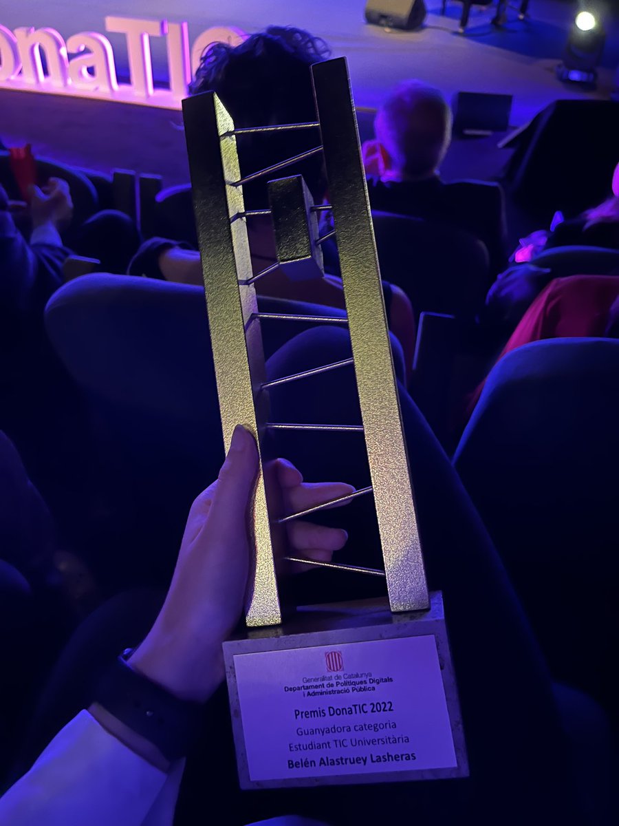 b_alastruey's tweet photo. Honored to share that I’ve been granted the ICTWoman of the year 2022 award for university students, by the Govt. of Catalonia @tic. This award recognizes women with remarkable careers, to foster girls vocations in ICT. Big thanks to everyone that has helped me get here!☺️ https://t.co/8fiaruJdq9