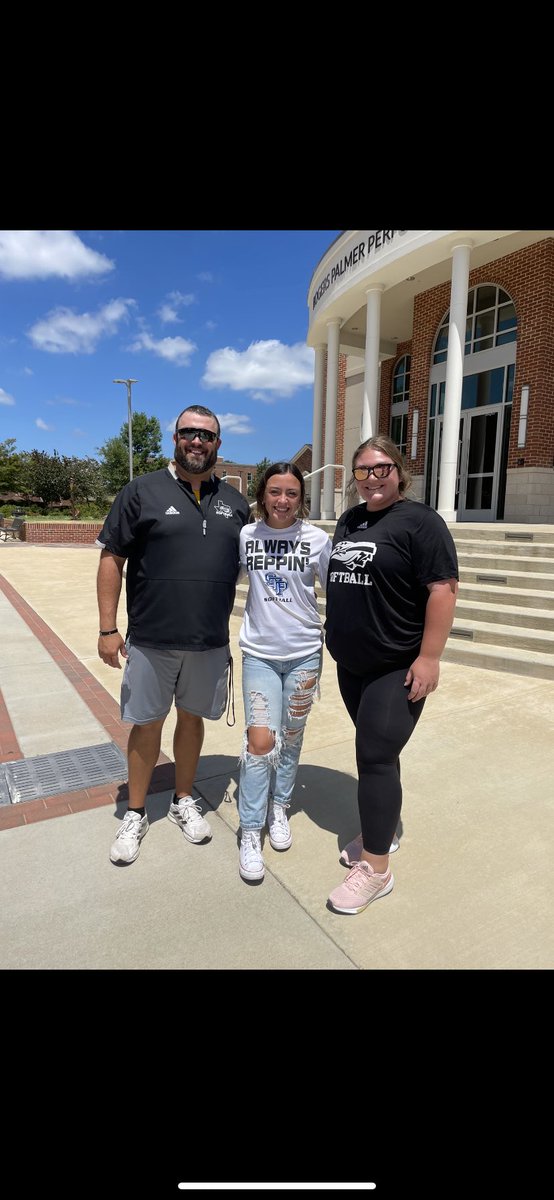 KaetlynMendez's tweet photo. I am so blessed to announce that I will be furthering my academic and athletic career at Tyler Junior College!! I would like to thank my family and coach’s for their support throughout this process! So thankful for this amazing opportunity!💛💛#feathersup https://t.co/y1hapJEsKw