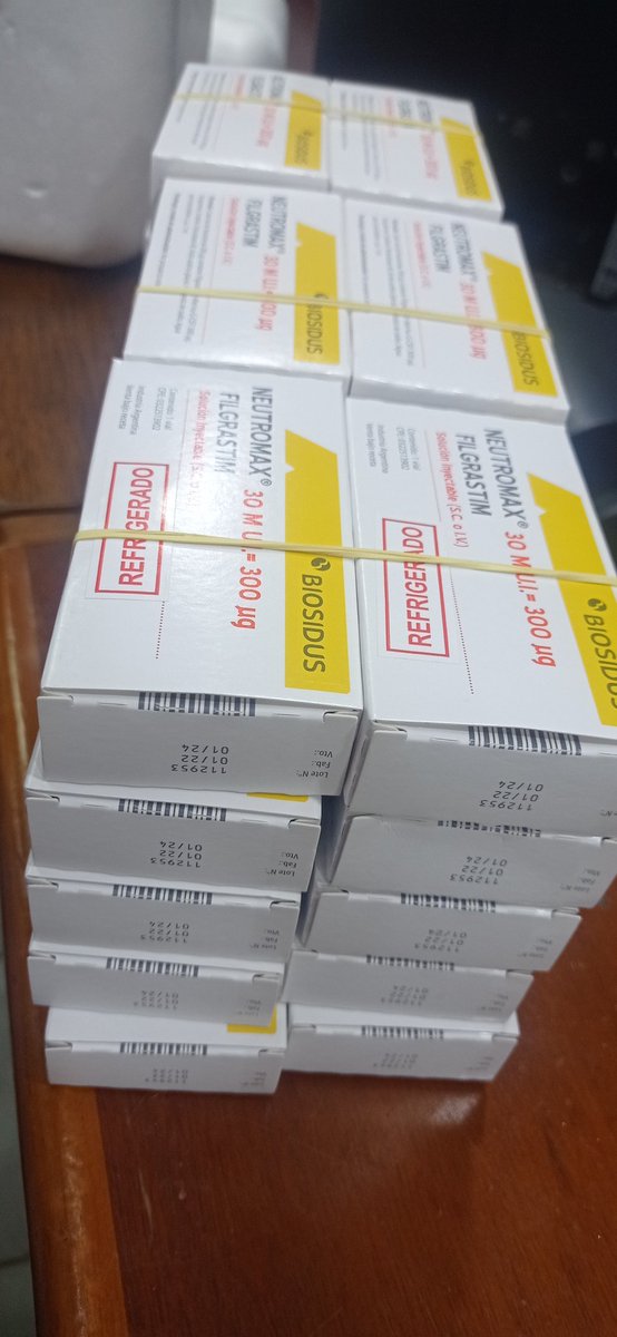 MamaLisVzla's tweet photo. Dios sabe que yo hoy no tenía mucho tiempo y que además la emergencia de Tejerías también necesita ayuda, entonces me envió a un ángel que fue conmigo a Badan a comprar Filgrastim y además me llevó Pediasure. Y hay gente que no cree en Dios 🙏🏾🙏🏾🙏🏾
#LosBuenosSomosMas https://t.co/F7pH5cL0Xx