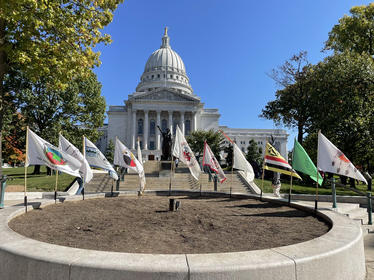 MemUCC's tweet photo. A historic moment in Wisconsin: On this Indigenous People’s Day a Tee Pee was set up on the grounds of the Capitol for the first time since the building was built (the building was completed in 1917). 

#TeachtheTruthWI 
#indigenouspeoplesday https://t.co/ebgRBnhfag