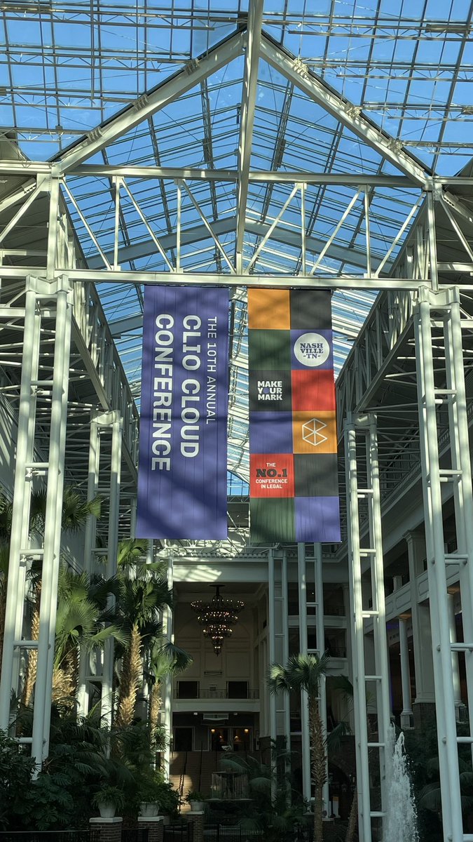 imokx's tweet photo. No one does legal conferences like @goclio. Truly insane in the absolute best way possible. https://t.co/Xn6sW1c0BG