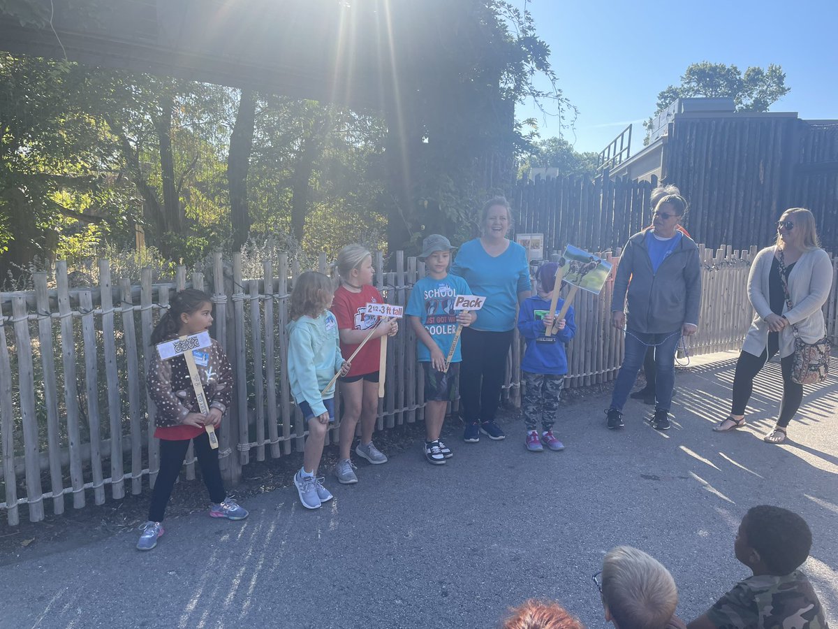 marciewarner28's tweet photo. Two at the Zoo field trip for @CentralPauline 2nd graders! #wearePC #PCMissionPossible #PCStrongerTogether https://t.co/wC8jP7opnp