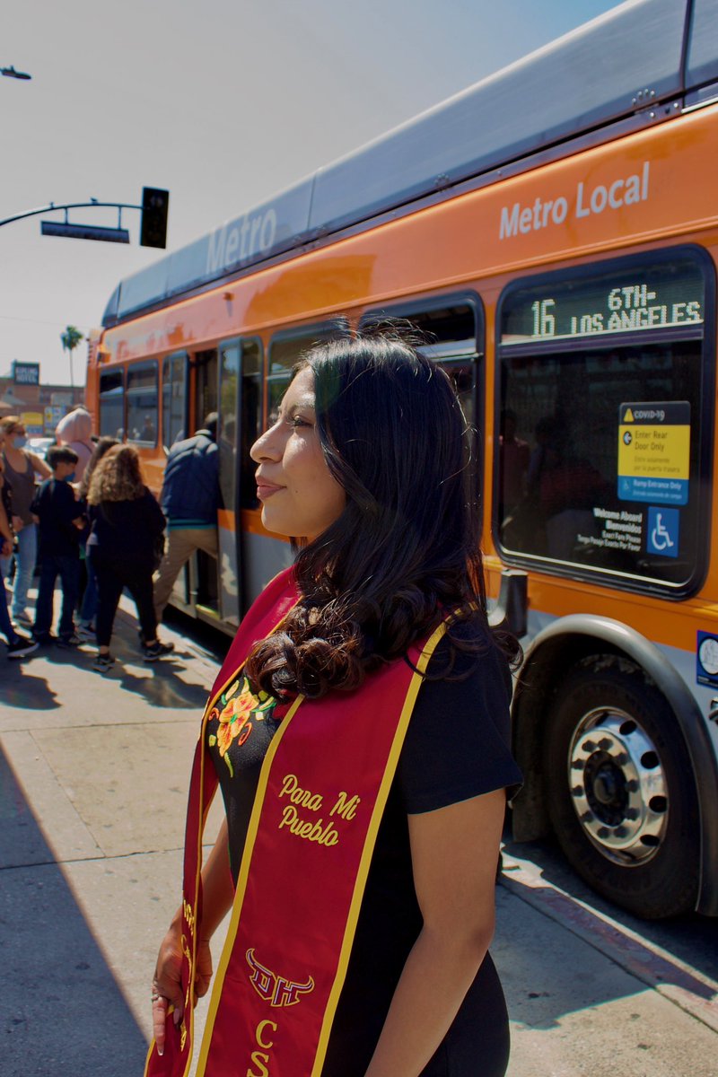 moneycaa's tweet photo. Hi Nury @CD6Nury ! To answer your questions…I’m one of those short brown Oaxacans living in Koreatown. I’m from a “village” in los Valles Centrales. Who are you?  🤎 #happyindigenouspeoplesday https://t.co/wuDYVcpjbV