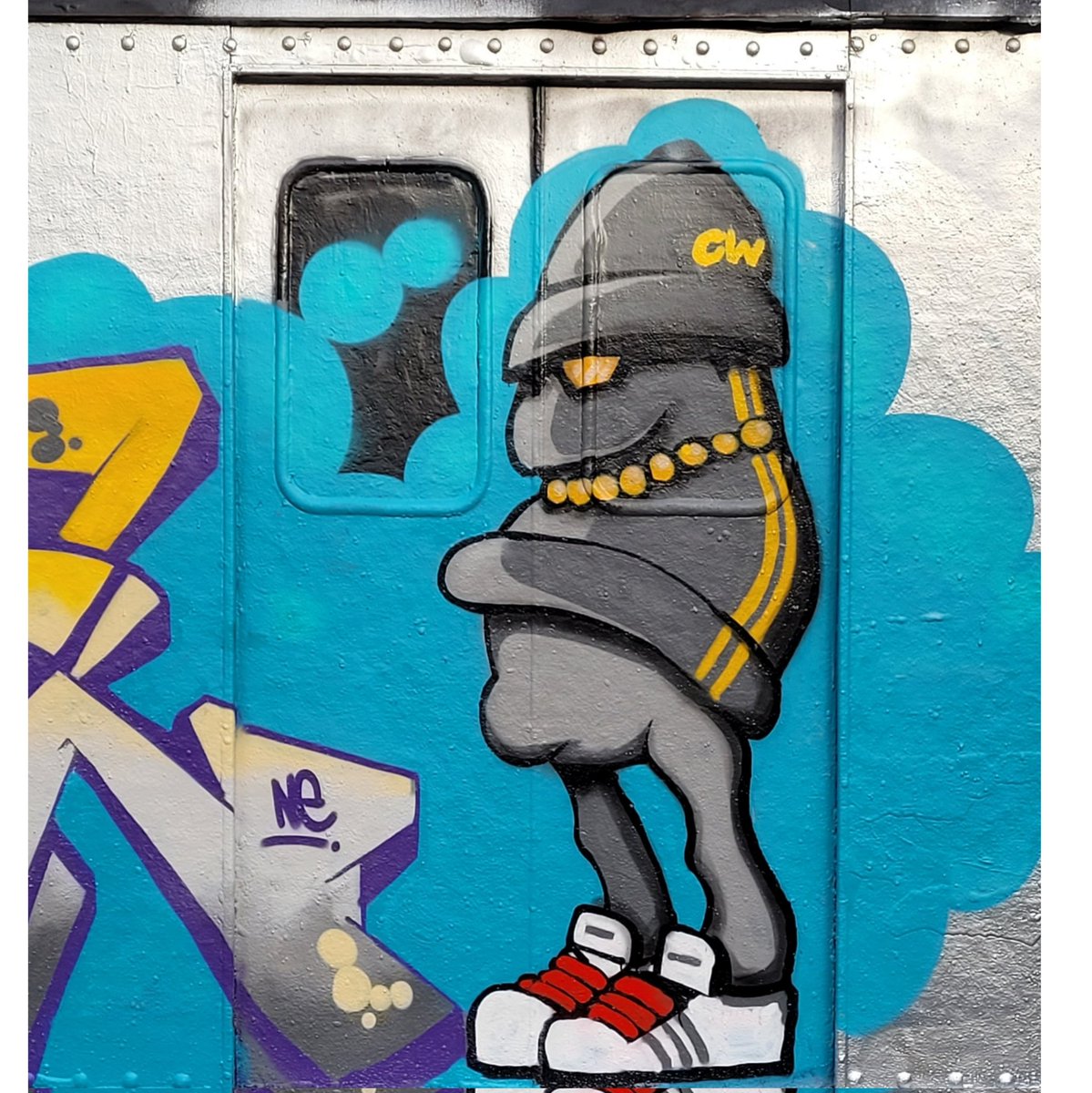 itsonthewalls's tweet photo. One from the other day #vipgraffitipaintshop #vipgraffitipaint #clashpaint #spraycan #graffletters #graffcharacter #rundmcheech #rundmc #markbode #vaughanbode #cheechwizard #graffiti #londongraff #londongraffiti #crede #ne #necrew #noego #neverending #2022 https://t.co/Huqz16upve