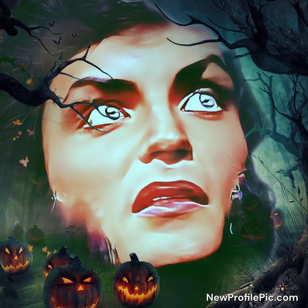 AshleyCurrin3's tweet photo. Sharing some of my Halloween Month, artwork! #DarkShadows #JuliaHoffman #QuentinCollins #Julianka https://t.co/u33rjnHyP6