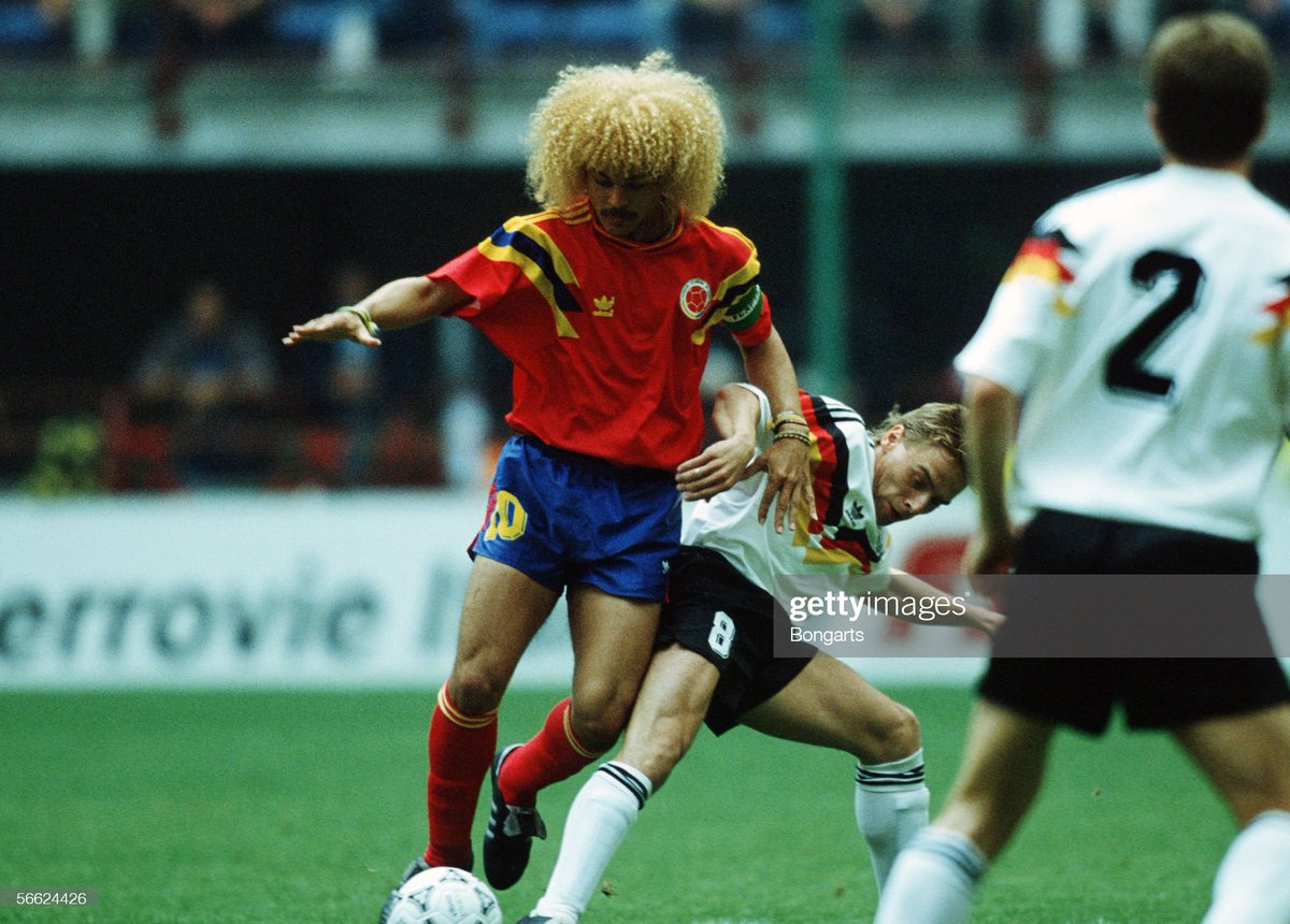 CopaLendas's tweet photo. Carlos Alberto Valderrama, Colômbia 🇨🇴.
Copa do Mundo de 1990, Itália.
15º lugar.
1 gol, 4 jogos.
#valderrama #colombia #worldcup1990 #copa1990 #fifa #leyenda #elpibe #loscafeteros #latricolor #fcf #stadiogiuseppemeazza #col #panini #qatar2022 https://t.co/OZswwdL0Xi