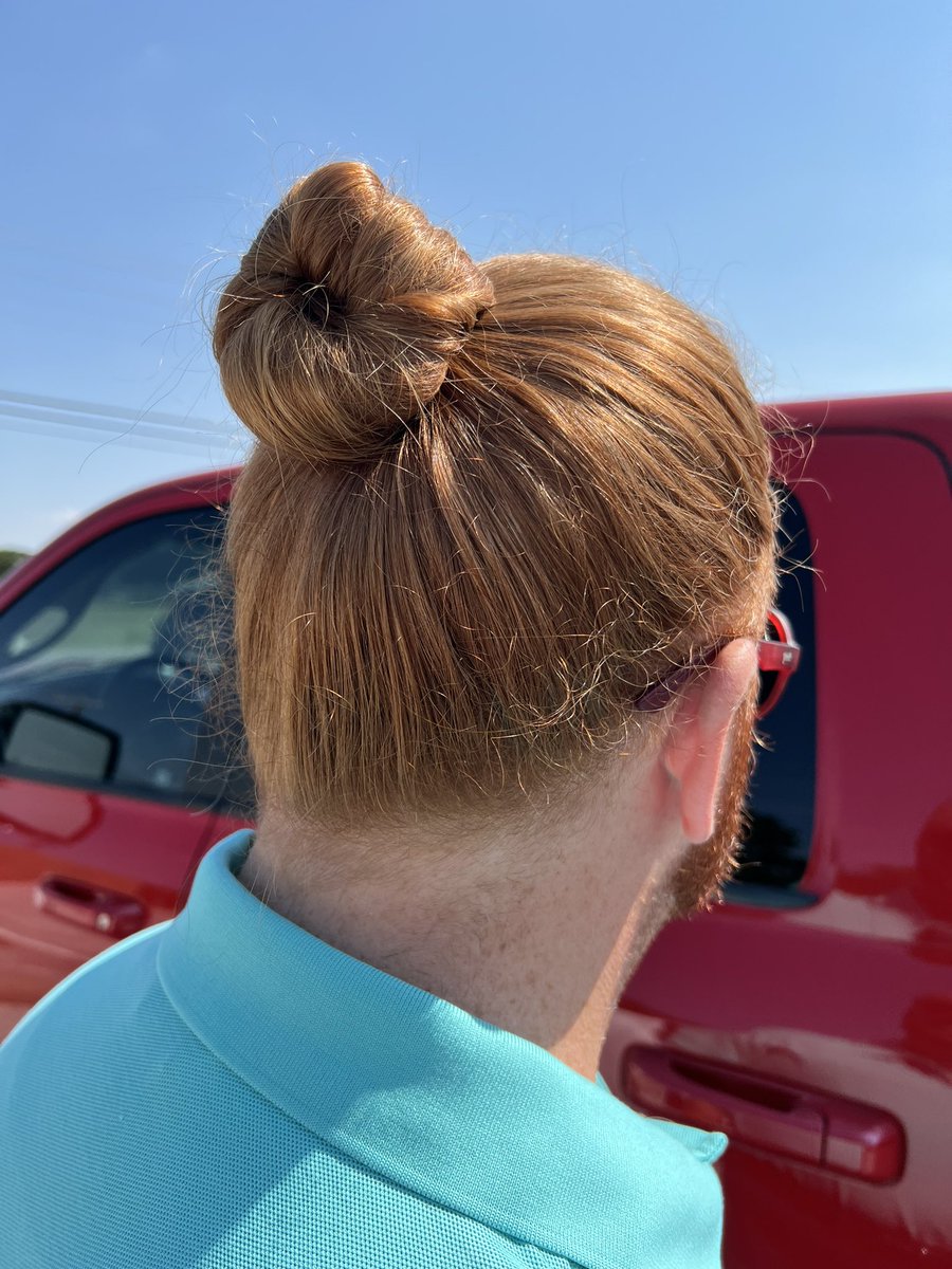 DrRobsHair's tweet photo. I call today’s look the “Elevated Man Bun.” Now, get out of my way, I’m late to ballet practice! 🩰 #powerbun #manbun #redheadlife https://t.co/u811LD4wCn
