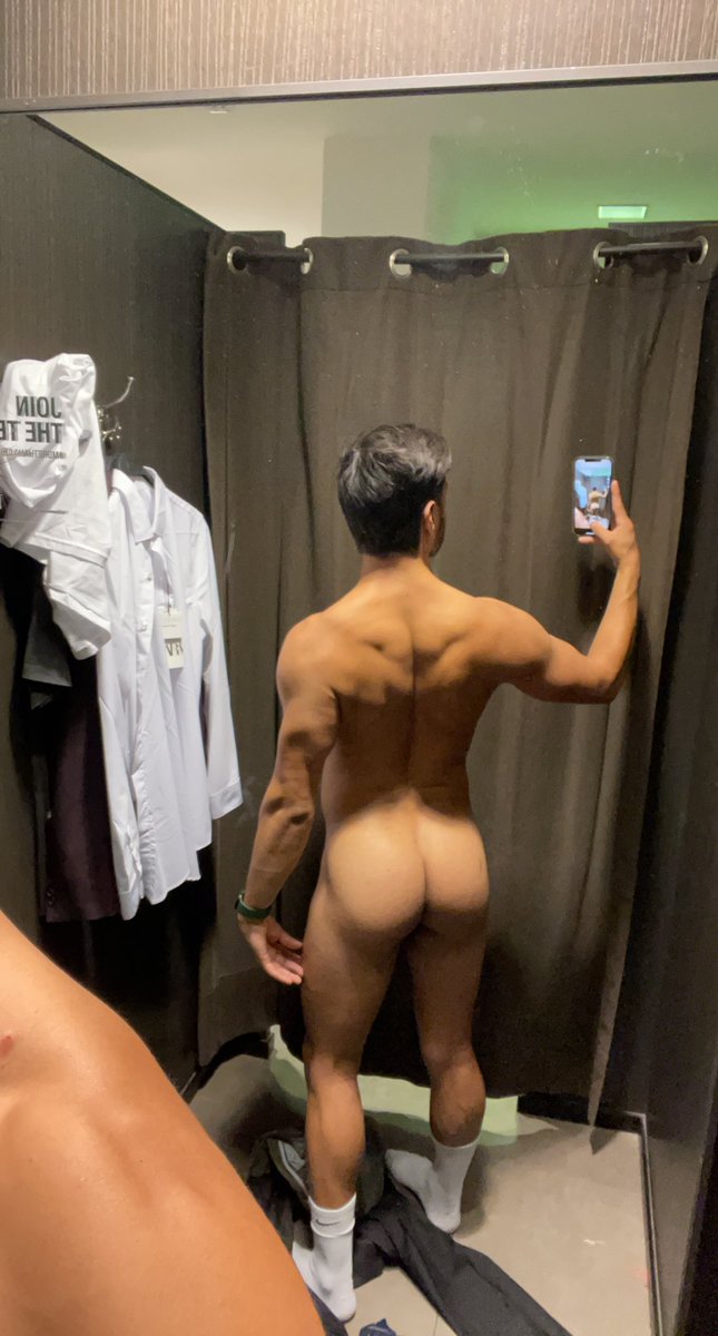 there’s absolutely no reason i should be this caked up @ this Zara