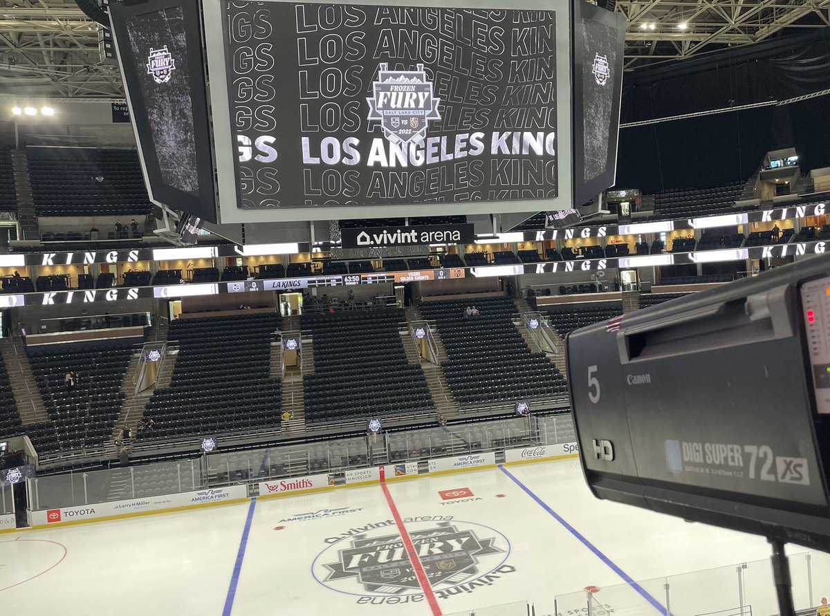 SammyC49's tweet photo. 3 sports in 4 days…
#wanderingcameraman https://t.co/3CWyEoRQYd