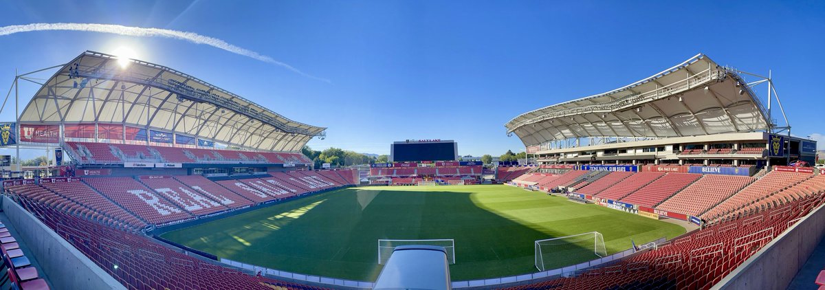 SammyC49's tweet photo. 3 sports in 4 days…
#wanderingcameraman https://t.co/3CWyEoRQYd
