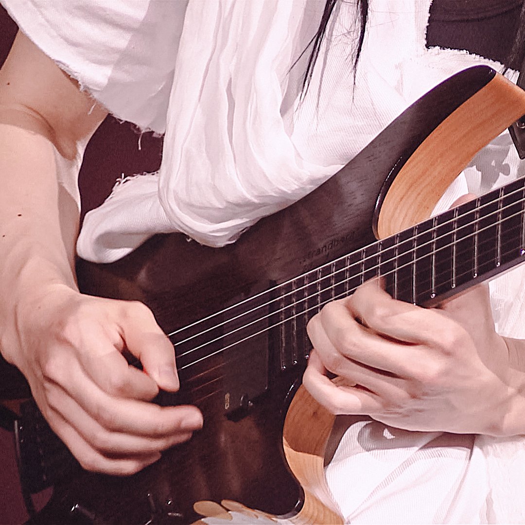kitsune_metal88's tweet photo. #BABYMETAL #KAMIBAND #ledacygnus https://t.co/5lYC4ntU8b