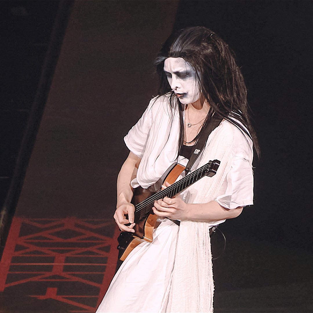 kitsune_metal88's tweet photo. #BABYMETAL #KAMIBAND #ledacygnus https://t.co/5lYC4ntU8b