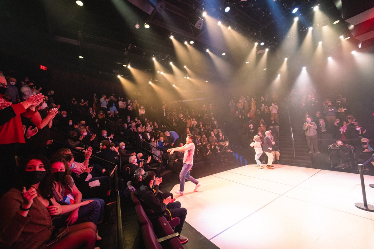 WritersTheatre's tweet photo. This cast. This play. This memorable night! 👏
TIGER STYLE! celebrated Opening Night last week and it was so sublime, we are still smiling from ear-to-ear. Slide for some feel-good moments captured by the one and only Joe Mazza #TigerStyleWT https://t.co/xs4tpLWGjj