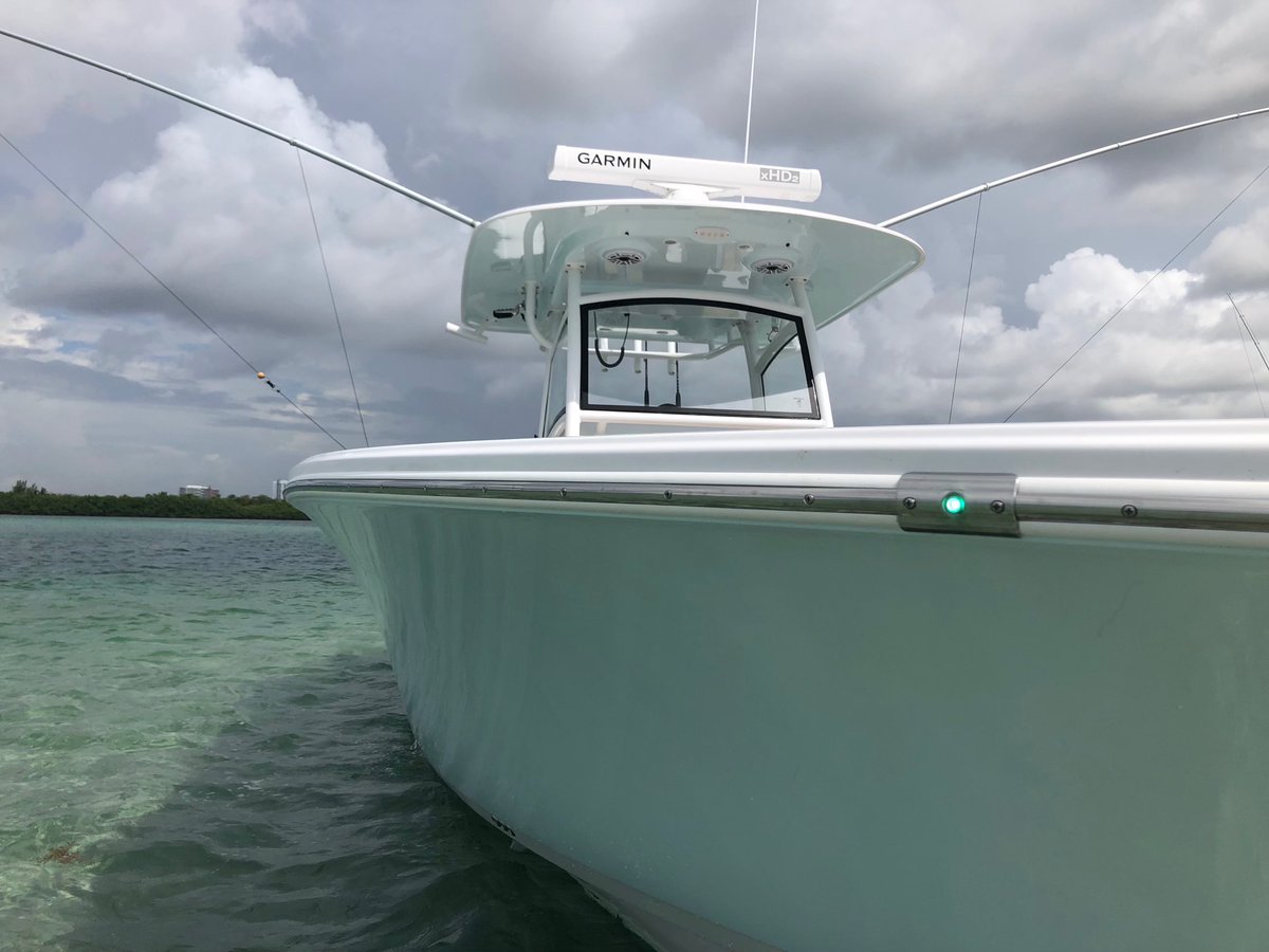 taco_marine's tweet photo. Brightness, night or day. TACO Rub Rail Navigation Lights are sleek, low-profile lights designed to allow for cleaner, open decks with non-obstructed view points. Shop now and save 10% with code TACO10 on https://t.co/M9UMXDaYU1.
#tacomarine #navigationlights #sportsmanboats https://t.co/O9bRsBF0V5