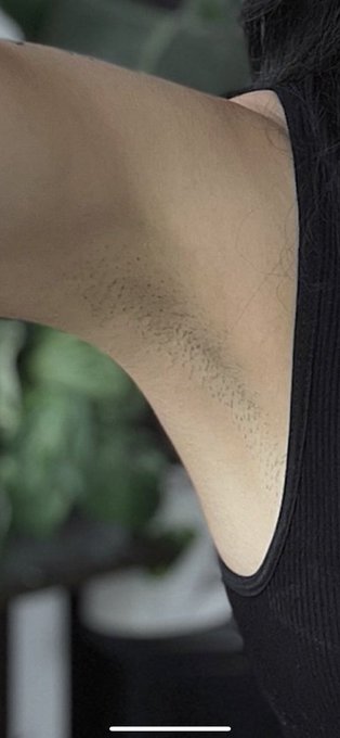the armpit hair in question https://t.co/aUBaFcfPLi