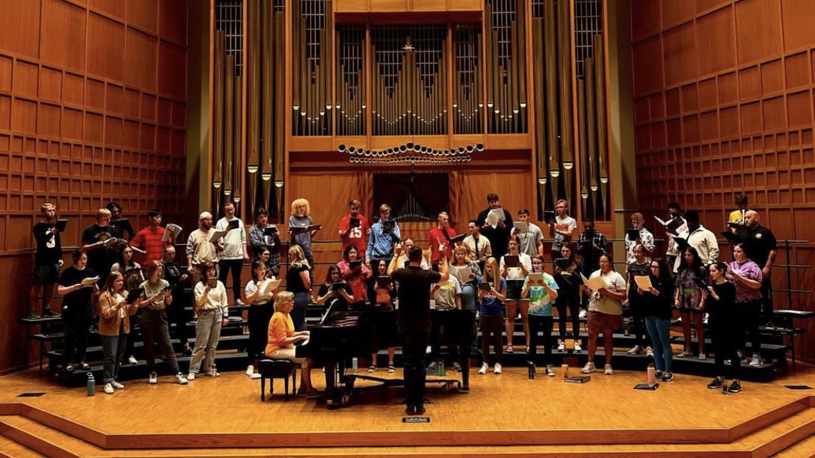 We are so excited to announce that the Andover Madrigals will be singing with the WSU Madrigal Singers and Concert Chorale at 7:30pm tomorrow night Oct, 11! The concert will be held at Wiedemann Hall! <a href="/AndoverSchools/">Andover USD 385</a> <a href="/AndoverHighKS/">Andover (KS) High School</a> <a href="/wsuchoir/">Wichita State University Choirs</a> 
Ticket Link: wichita.universitytickets.com/w/event.aspx?i…