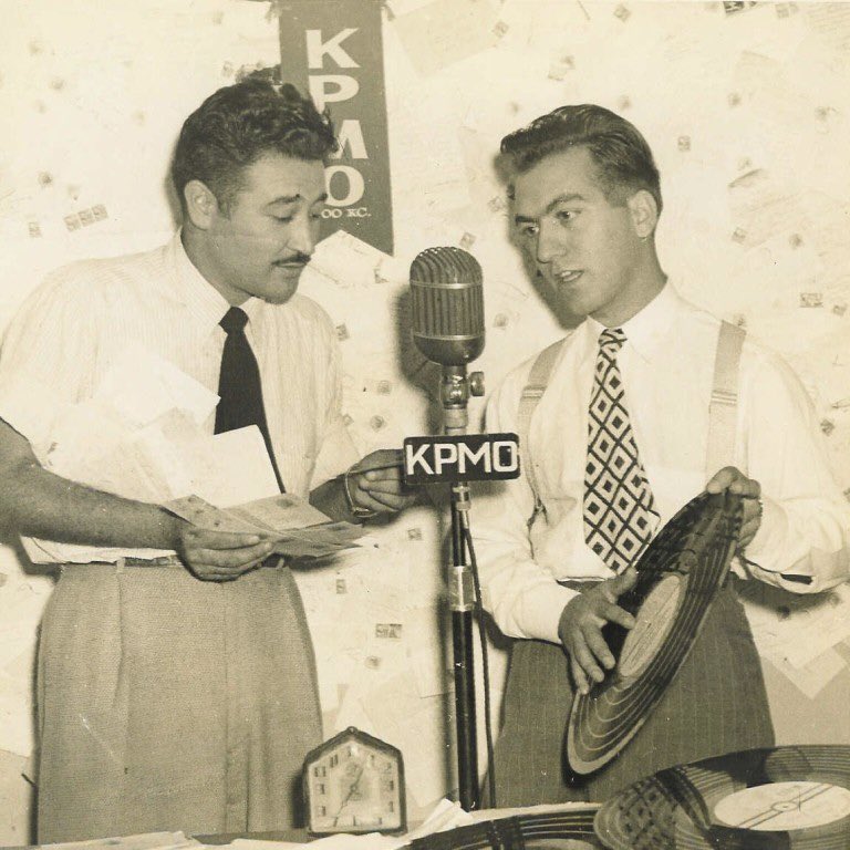 letmerunurchart's tweet photo. Always and Forever Art Laboe ❤️ https://t.co/P1bImkMfJk