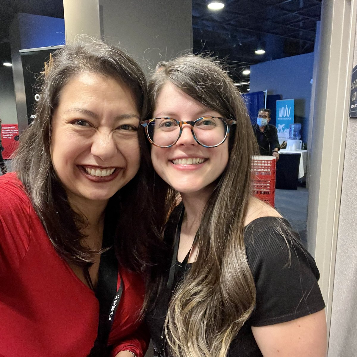 LisaFalkson's tweet photo. So happy to meet Maddy Apple in person for the first time! @WomenInVoice #VOICE22 https://t.co/rn769aS8Zr