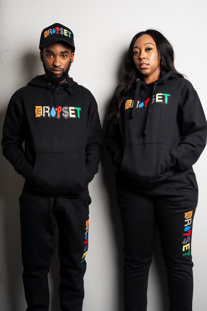 StopIt_5ive's tweet image. Dripset Black Sweatsuits Available Now 💧🦅 #DripSellitSelf