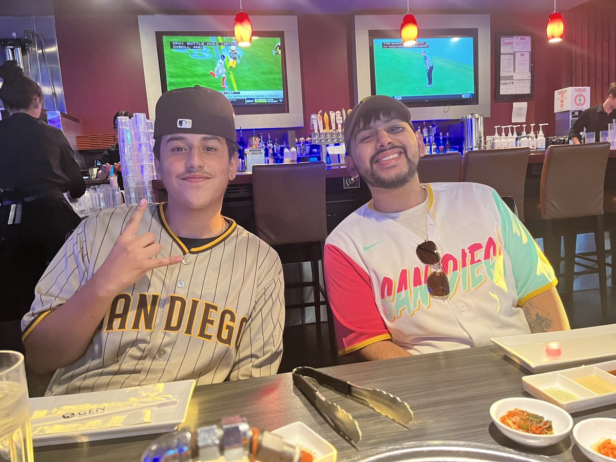 Chicanatravels's tweet photo. My boys representing the 619 proudly. Love my California boys in Texas @Padres #619 #SanDog #SDFriars #Padres https://t.co/pEyCocGaF4