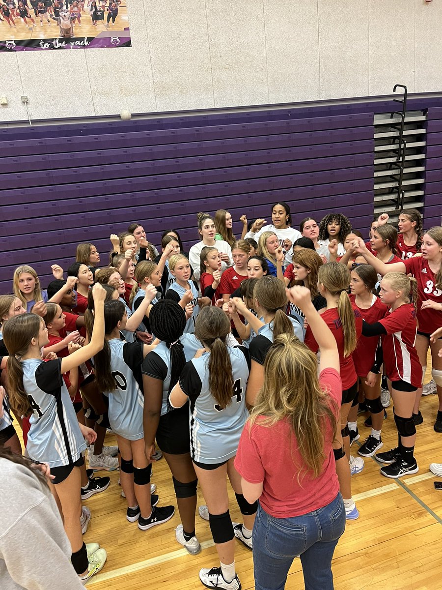 OMSKnights's tweet photo. We love the volleyball feeder game… Future Husky Night!  Thanks to students and former Knight volleyball players @skies_vb  for cheering us on 💙. https://t.co/RAPuBldFkd