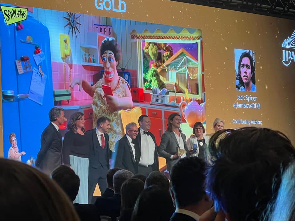 profpauwels's tweet photo. Celebrity spotting in London for the #IPAEff awards with @Grace_Kite @DavidTiltman Dan White and Les Binet https://t.co/9npEWo0EUn