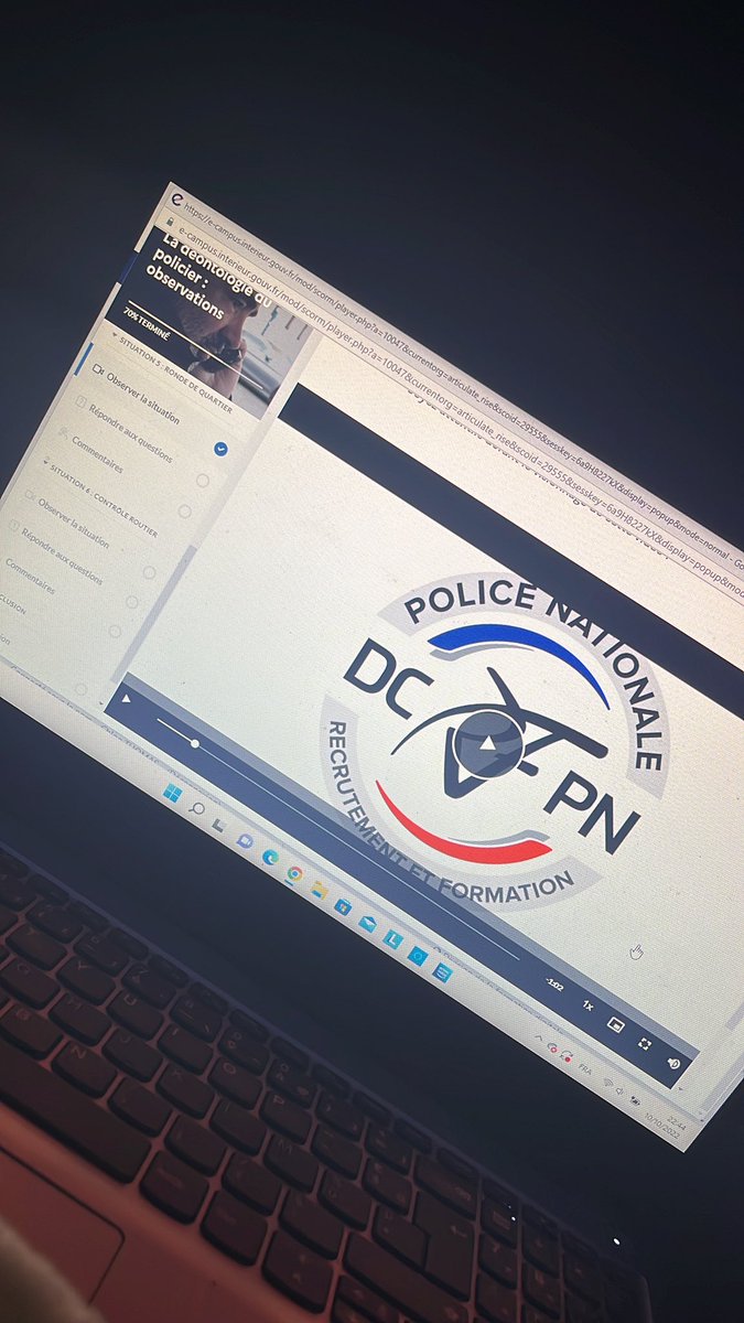 4Chlo5's tweet photo. Modules FAPE en cours 👮🏼‍♀️ #Police #gardiendelapaix #titularisation #travail https://t.co/yUmiVf7QfS