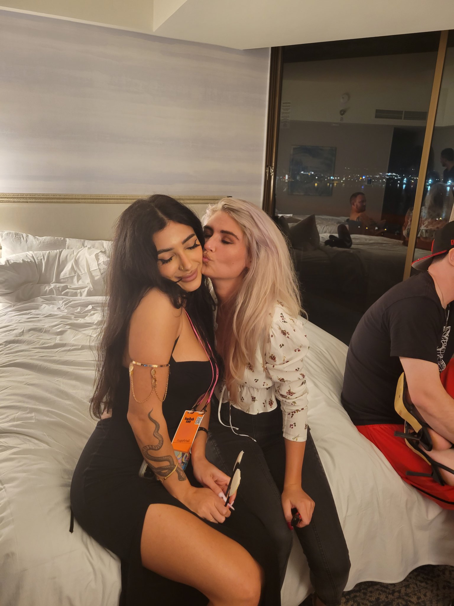 Hail Slaton on Twitter: "The sweetest peach in all the land. Beauty and