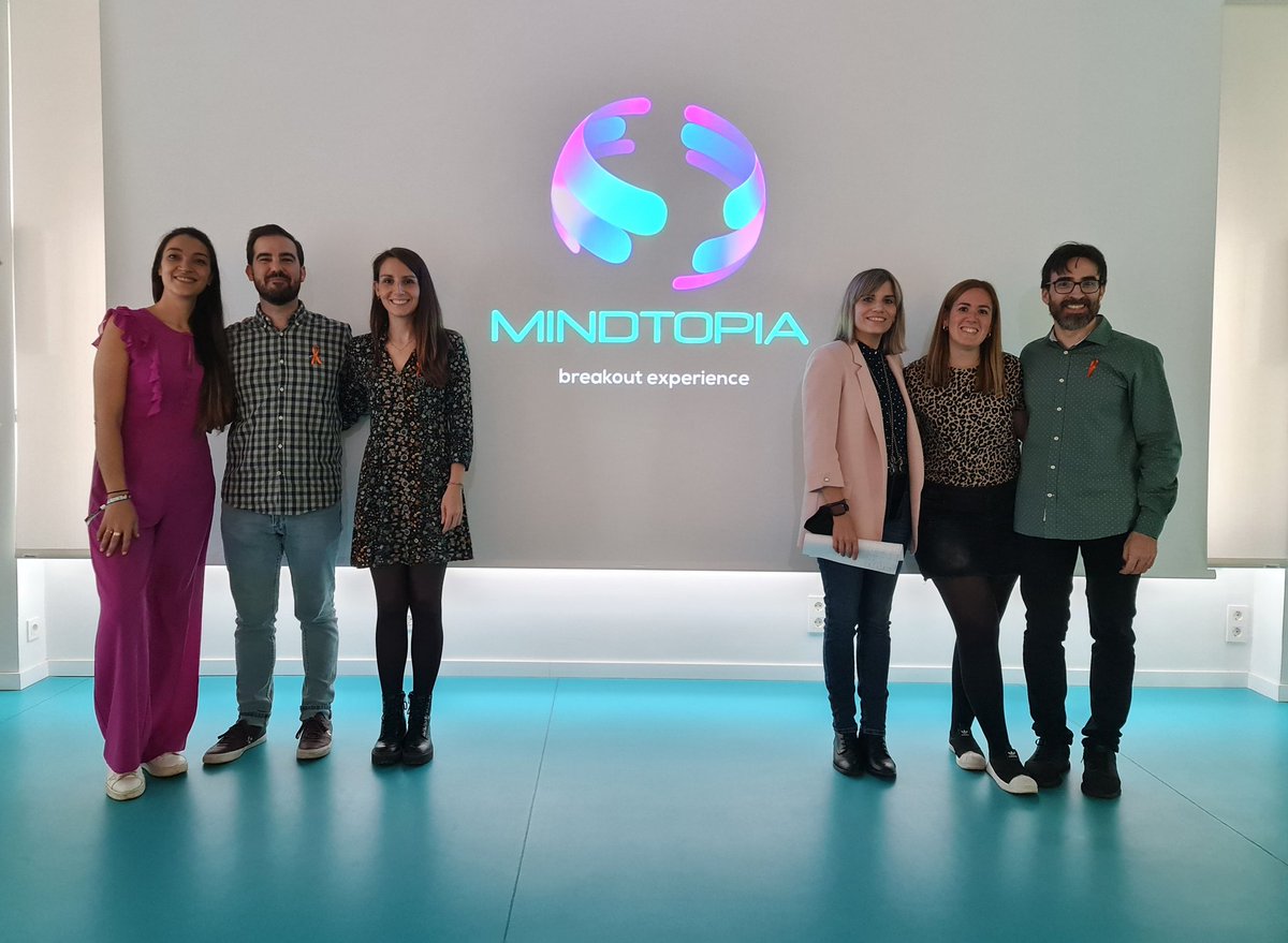 ASAPMEAragon's tweet photo. 🟠 20 jóvenes han "abierto portales" para descifrar un misterio que les conducirá a saber más sobre salud mental...
Una forma diferente de sensibilizar a la juventud en el #DiaMundialSaludMental
#DaleLikeALaSaludMental
#MINDTOPIA https://t.co/DLZAmdNPyr