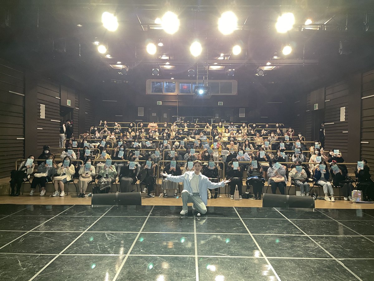 326oy's tweet photo. 나 시우민이랑 사진 세번 같이 찍음 ㅋ https://t.co/cTaanVttv9