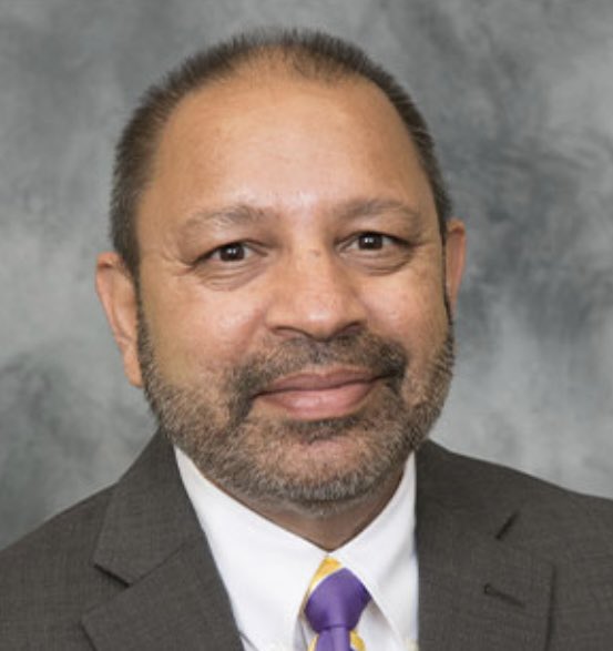 lsuvetmeddean's tweet photo. Congratulations to Dr. Udeni Balasuriya, Director of our Louisiana Animal Disease Diagnostic Lab, on his excellent chapters in leading textbooks. An outstanding servant leader, he also finds time for scholarly output & research! #LSUVetMed #BetteringLives #LADDL #WeProtect #LSU https://t.co/A3xLGbiPQm