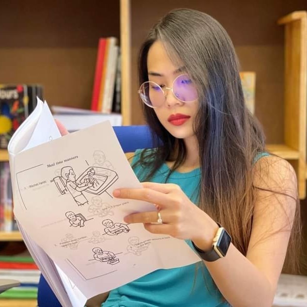 sophaneth_heng's tweet photo. Be a good model for your child to imitate good manners when eating because mealtime manners are important skills.
.
.
#SpecialEducationCambodia #dailylife #dailylivingskills #specialneeds #learningneeds #adl #mealtime https://t.co/YvwHsGc1q3