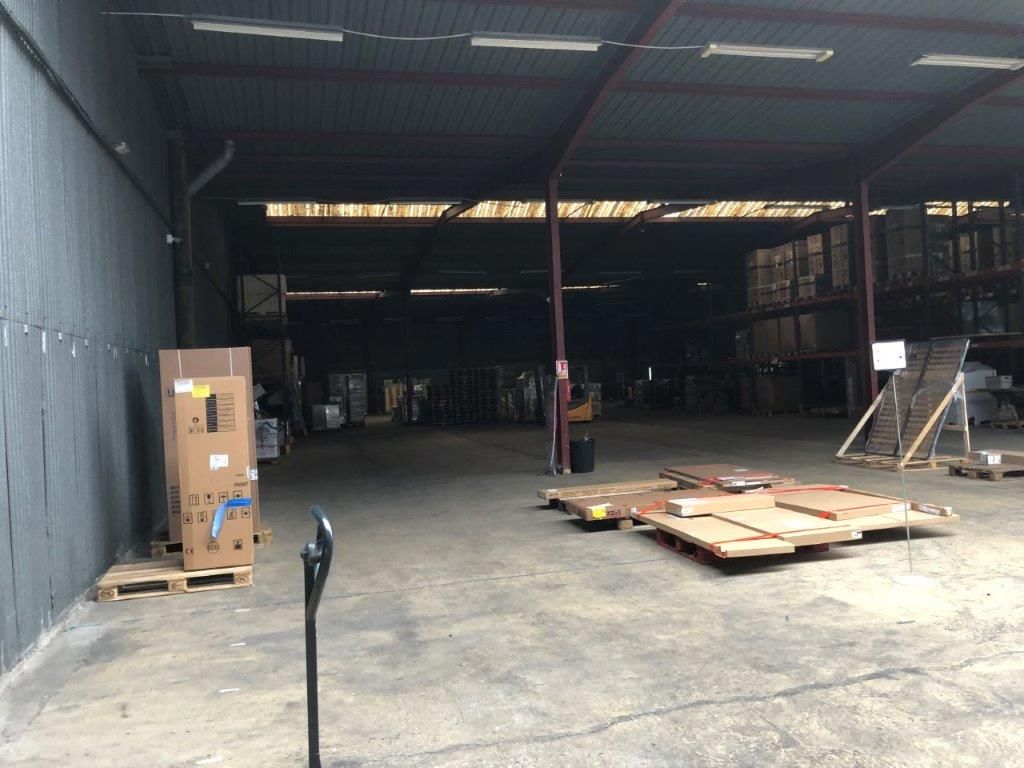 VitetCouverture's tweet photo. Remplacement de plaques polyester cintrées sur des bâtiments industriels https://t.co/rKIeDJoAkk