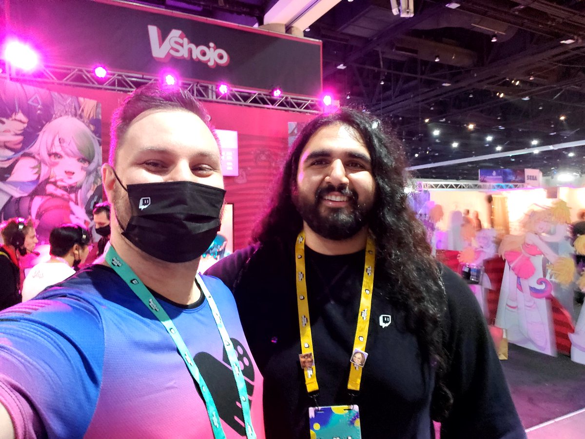 GamesForLoveorg's tweet photo. One of the top moments for @GamesForLoveorg's Founder @Jettixp was catching @EsfandTV at #TwitchCon2022 https://t.co/8loijm7vh0