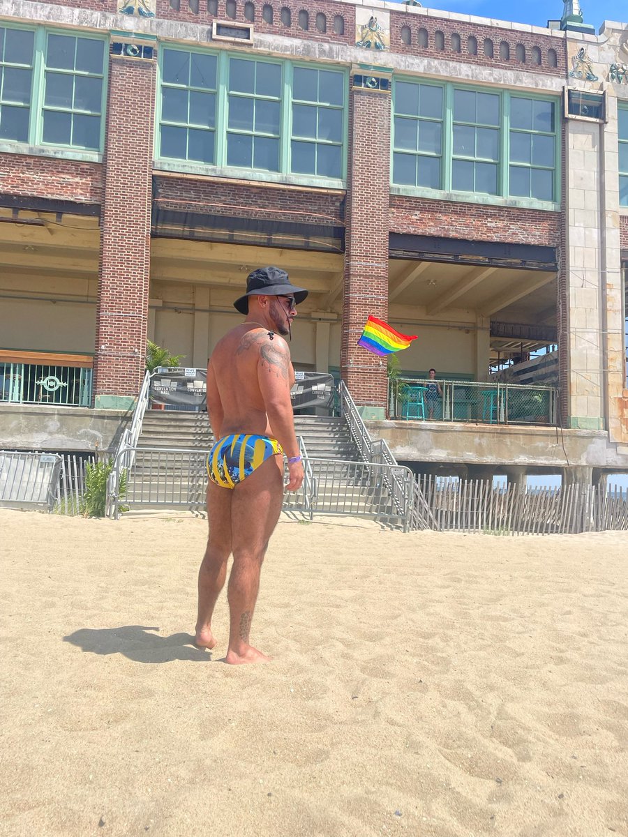 ChasingVida's tweet image. Missing summer