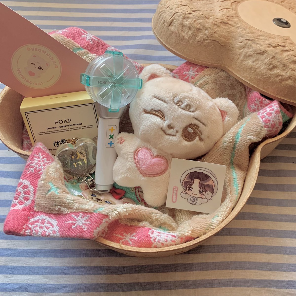 tmrwxtgtr_'s tweet photo. 🍼🍬☁️🫧🏳️‍⚧️🤍🏳️‍⚧️🫧☁️🍬🍼
ぽんにんちゃん!
とても可愛い子が来てくれました♡_♡

@BBomning 님
@DreamforyouXX 様
ありがとうございました!
大切にします!

#뽐닝이_뽐내볼래
🍼🍬☁️🫧🏳️‍⚧️🤍🏳️‍⚧️🫧☁️🍬🍼 https://t.co/PSTSQ01duY