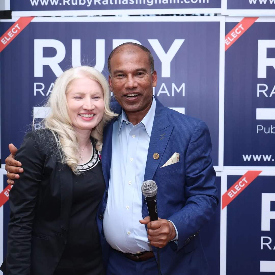 RubyR1117's tweet photo. Today I am grateful.
Thankful for the support of, MPP Logan Kanapathy, Parliamentary Assistant to Minister of Christian, Community and Social Services.
📷 Celebrating life and my campaign to become, Trustee for City of Markham (Wards 5 &amp; 7)
Happy Thanksgiving. 🍁 
#Ruby4trustee https://t.co/rsOljAakHc