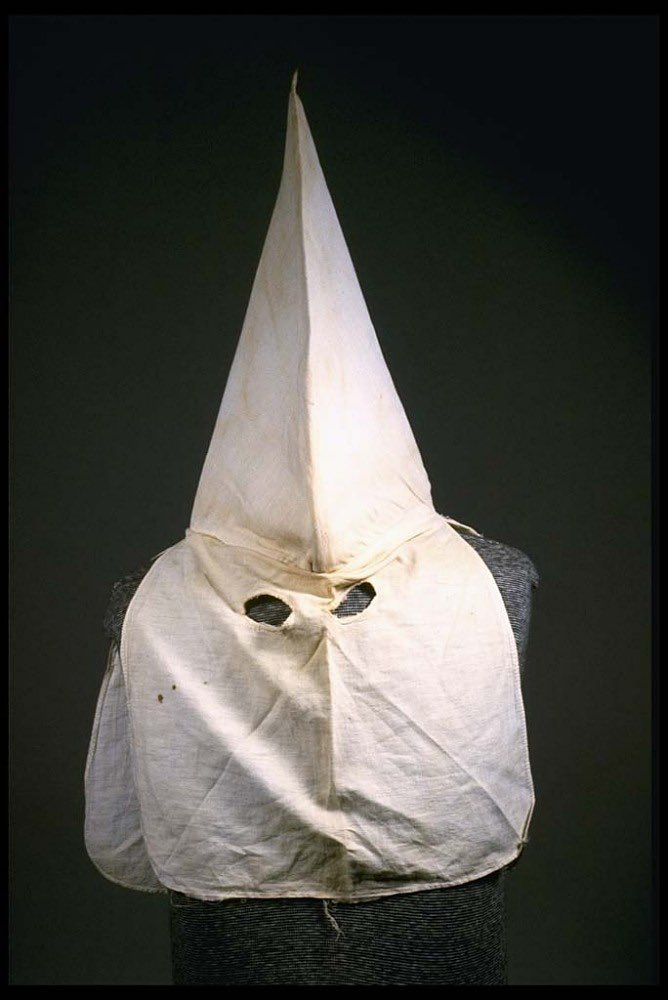 AchtungDenny's tweet photo. @ClayTravis @staceyabrams @BrianKempGA @MLB @Braves Hey Clay…you dropped this… https://t.co/7hYJYLu4uS