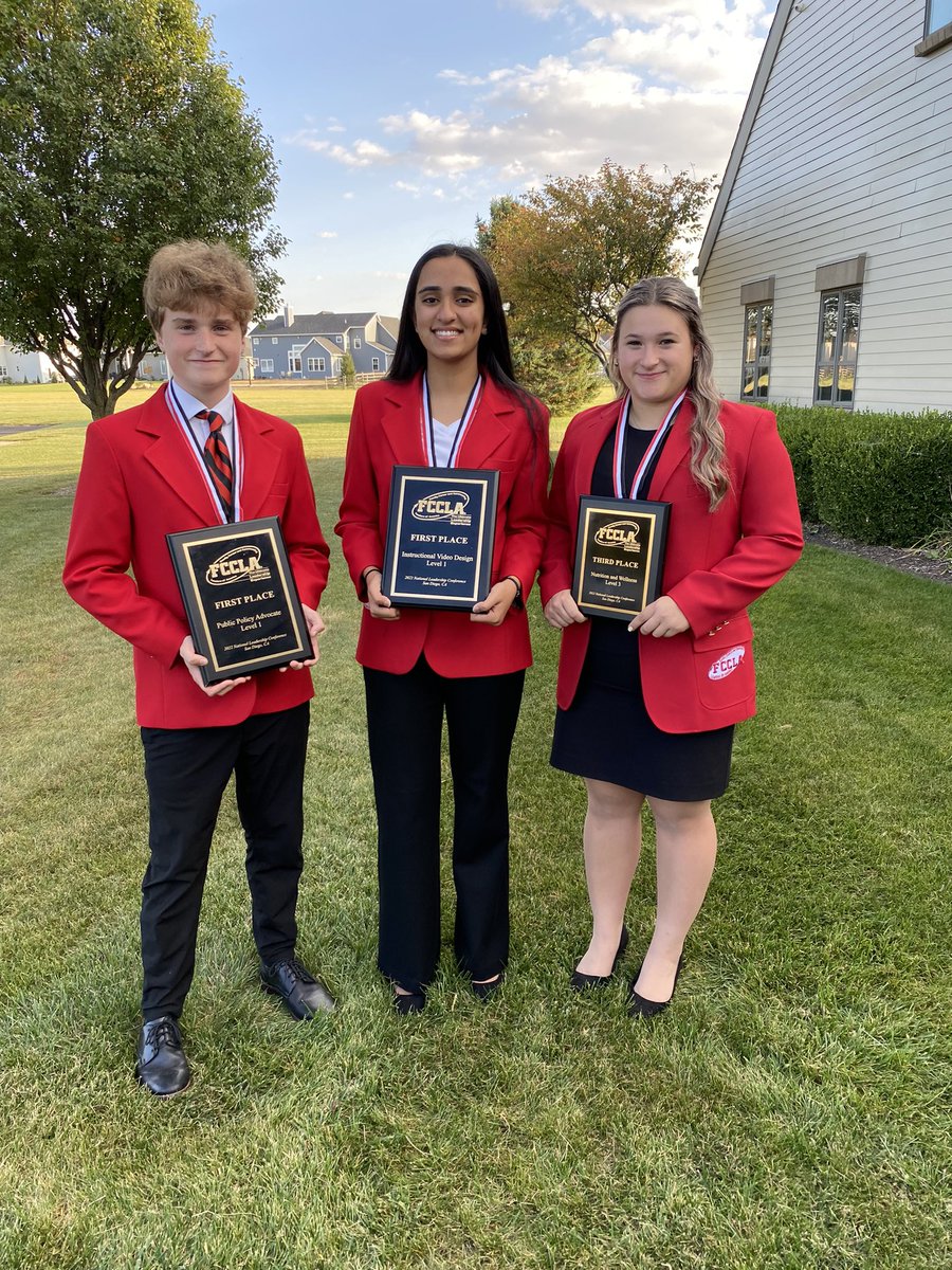 AW FCCLA members complete the last step of the Planning Process by advertising their success at the AWLS BOE meeting tonight! <a href="/jerrygladieux/">Jerry Gladieux</a> <a href="/EwersEd/">Ed Ewers</a> <a href="/pentacareerctr/">Penta Career Center</a> <a href="/NationalFCCLA/">National FCCLA®</a> <a href="/FCCLAOhio/">Ohio FCCLA</a>
