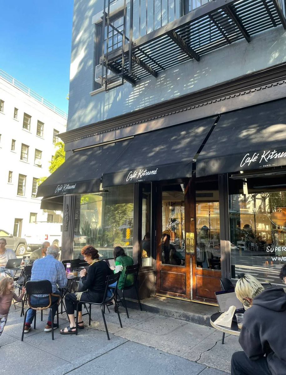 TangLin05174065's tweet photo. I’m just sitting here, drinking coffee and making plans for world domination
I feel brew-tiful https://t.co/hR36C7boNM