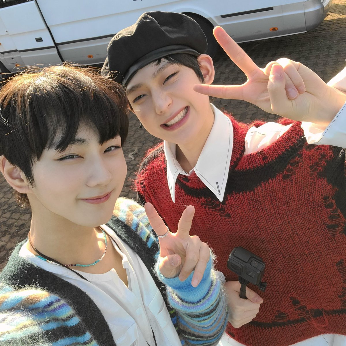 폭스 tweet media